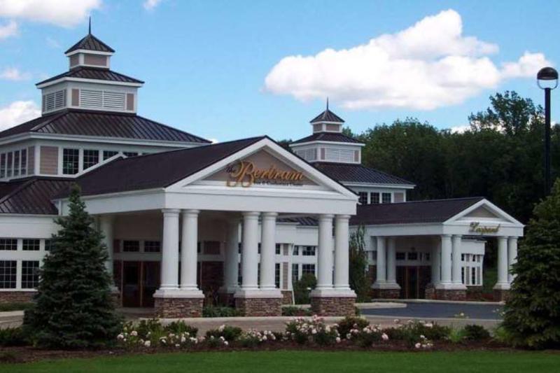 The Bertram Inn & Conf Ctr Trademark Collection By Wyndham Aurora Exterior photo